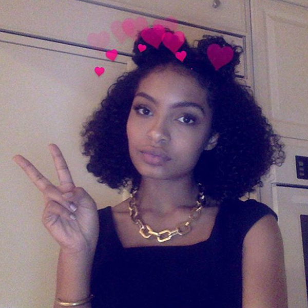 Black Girl Magic: Yara Shahidi Took The Best Natural Hair Selfies This Year

